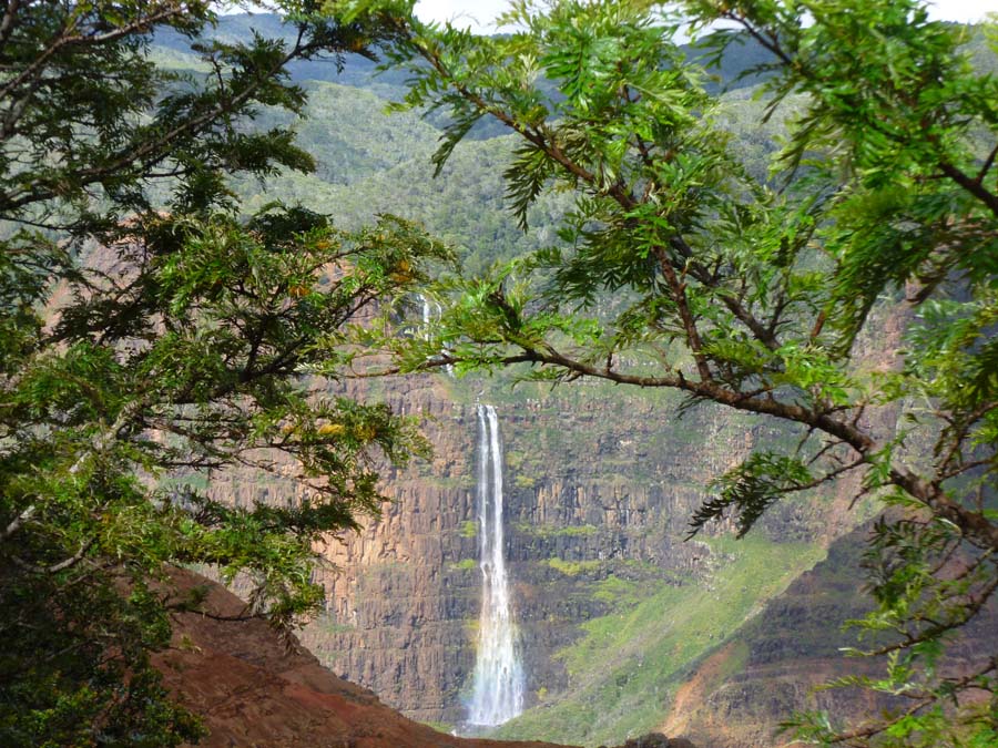 hawaii-kauai-cascata