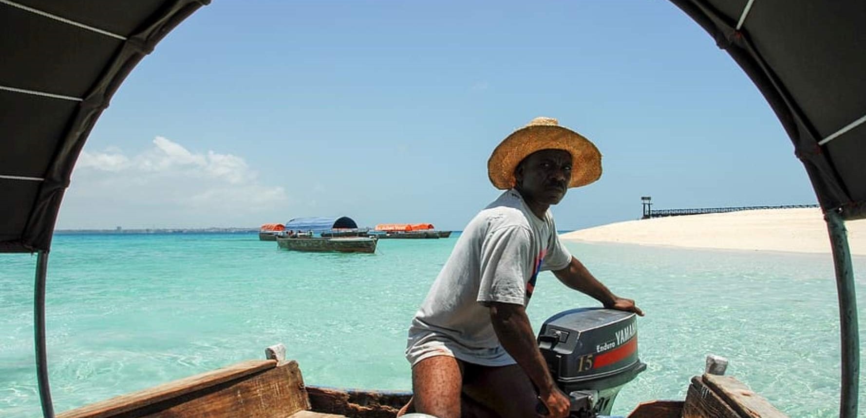 zanzibar-city-boat-ocean zanzibar
