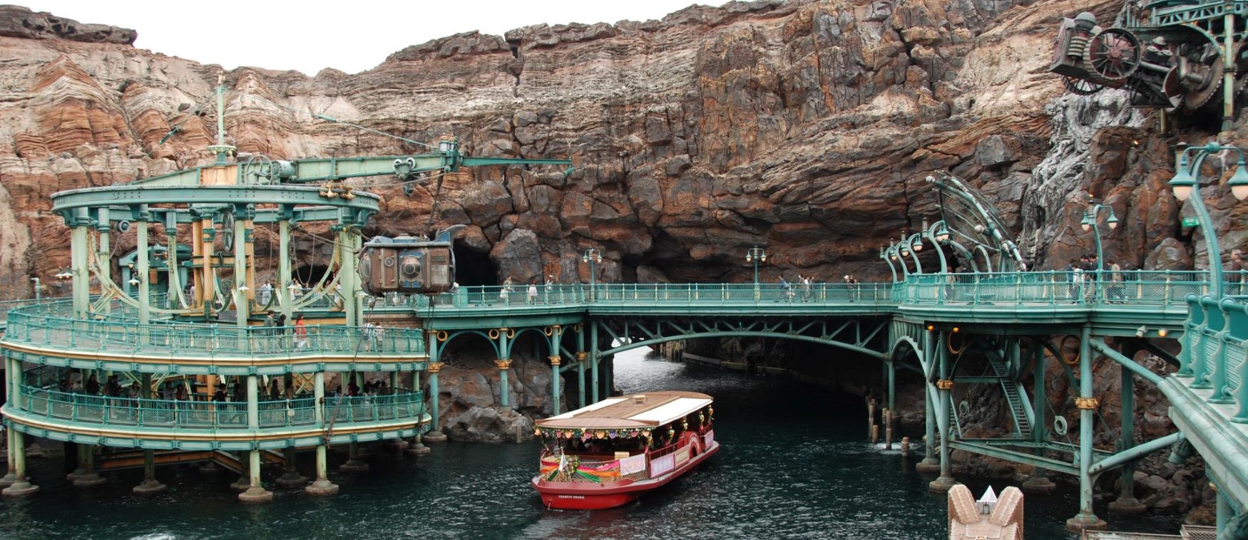 parchi divertimento giappone