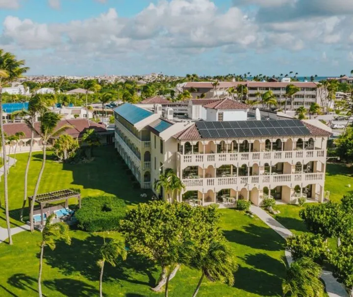 bucuti and tara beach resorts