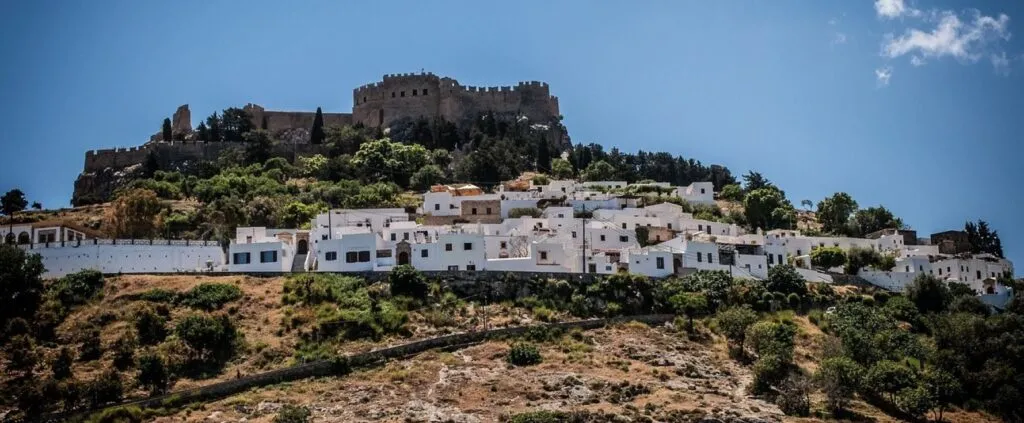 Case-Dei-Capitani-Lindos-Rodi